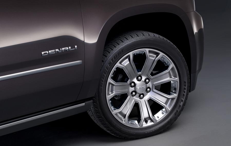  GMC Yukon Denali 2015 года  (фото 51 из 52)